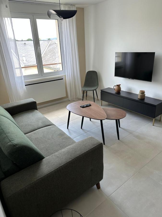 Appartement Neuf Contemporain Lourdes Exterior photo