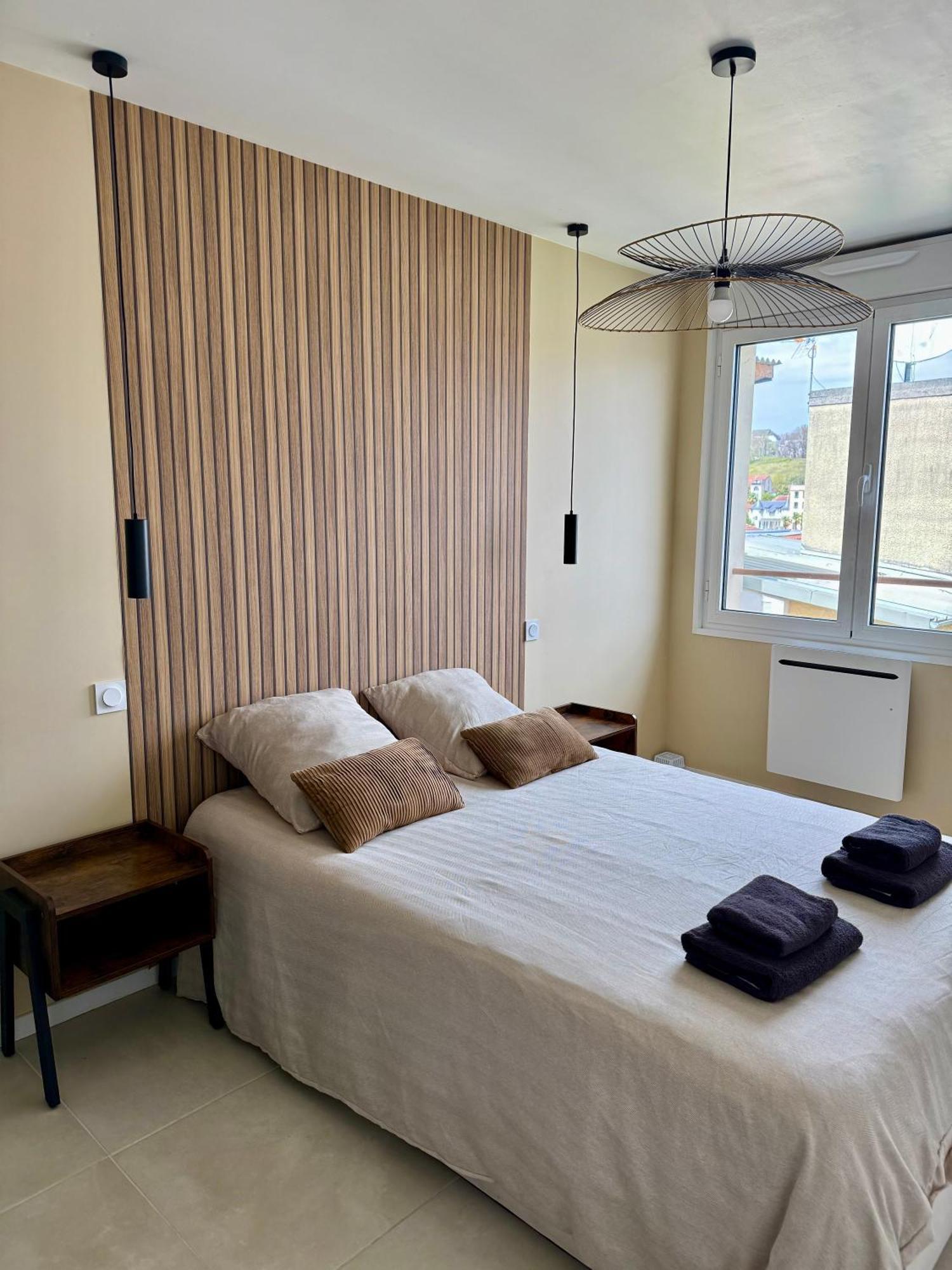 Appartement Neuf Contemporain Lourdes Exterior photo